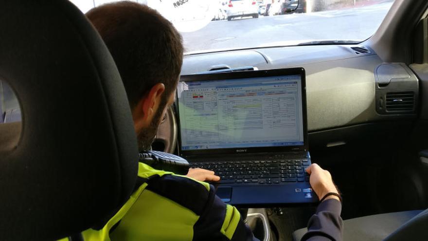 Un policia local en una imatge d&#039;arxiu