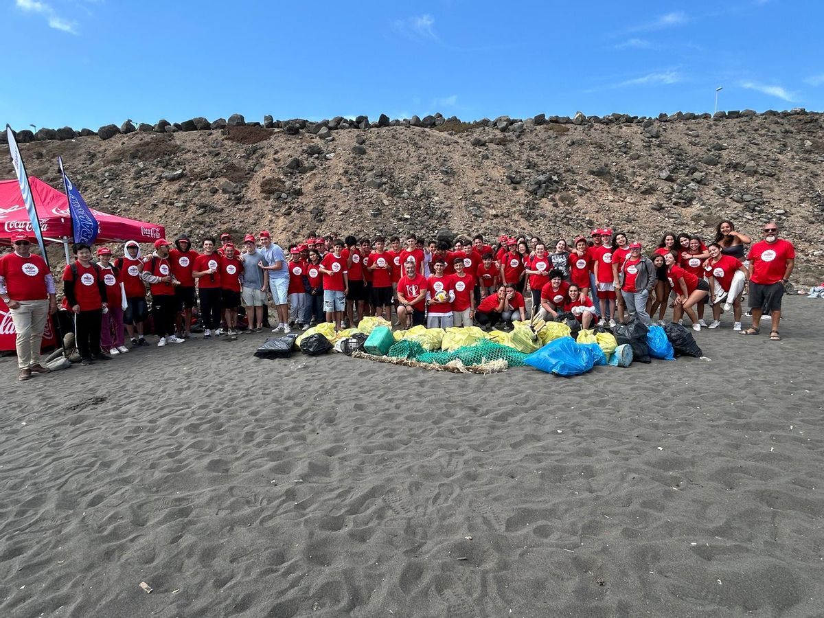 Los voluntarios han recogido un total de 165 kilos de residuos