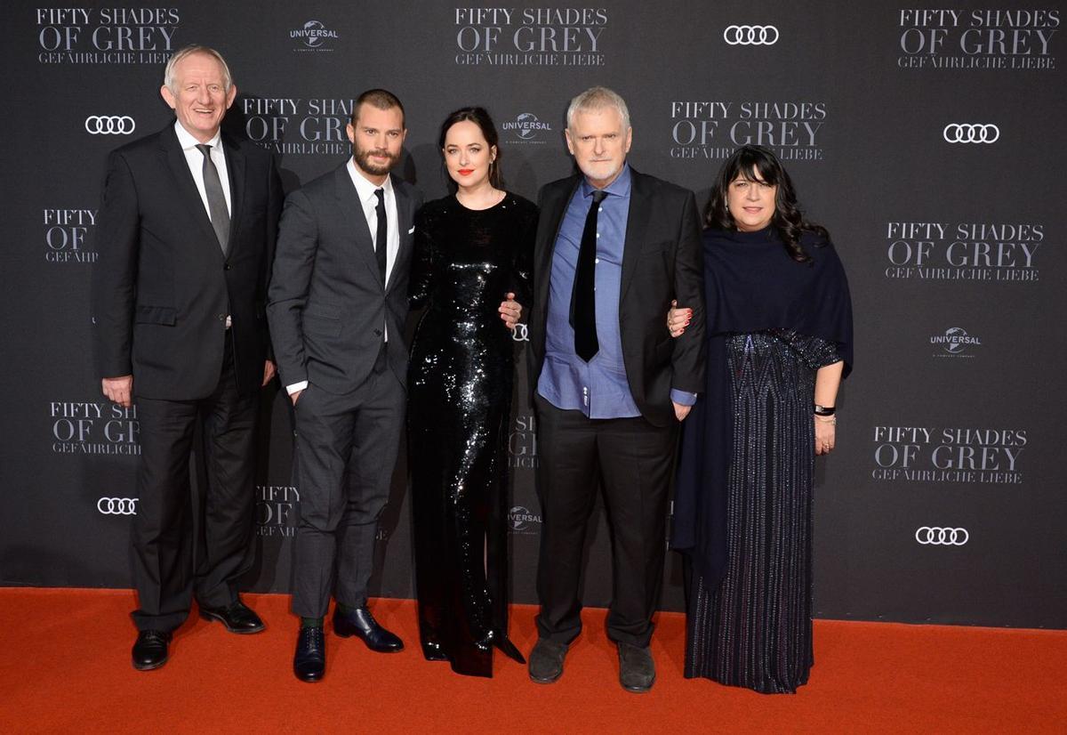 Estreno '50 sombras más oscuras' Hamburgo: Paul Steinschulte, Jamie Dornan, Dakota Johnson, James Foley y E. L. James