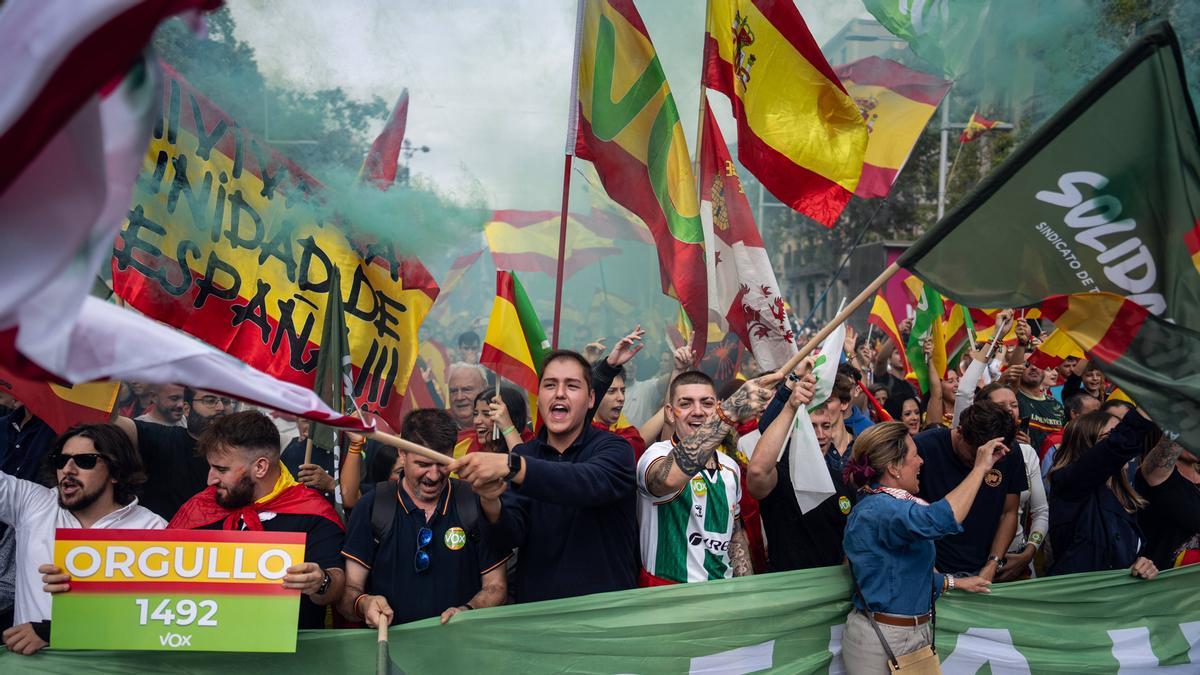 Manifestación por el 12-O, Día de la Hispanidad, en Barcelona