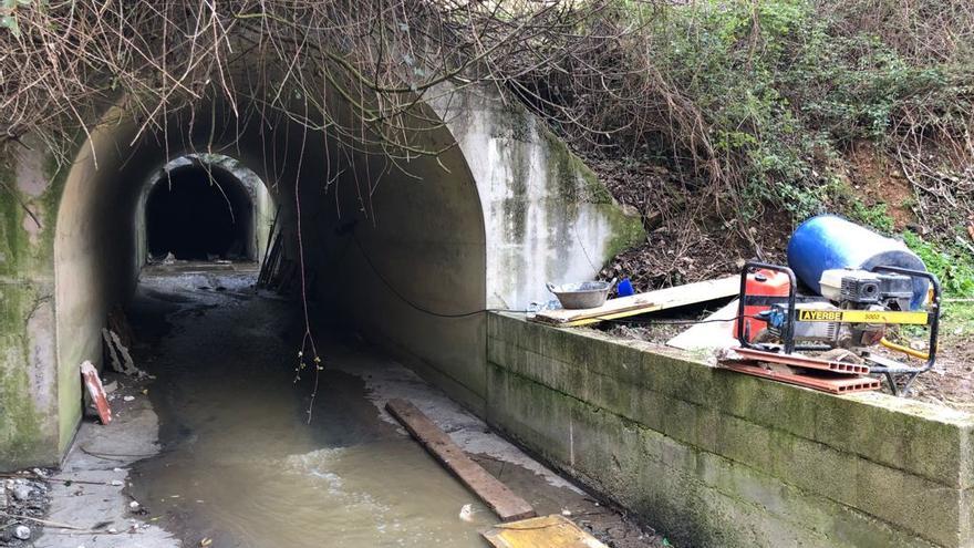 Aspecto del cauce del barranco en el que se acometerán las obras.