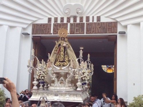 Salida de la procesión de la Virgen del Carmen en Fuengirola