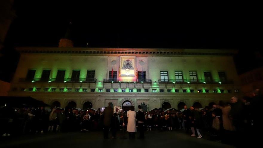 La Navidad ya ha llegado a Zaragoza con el encendido de luces