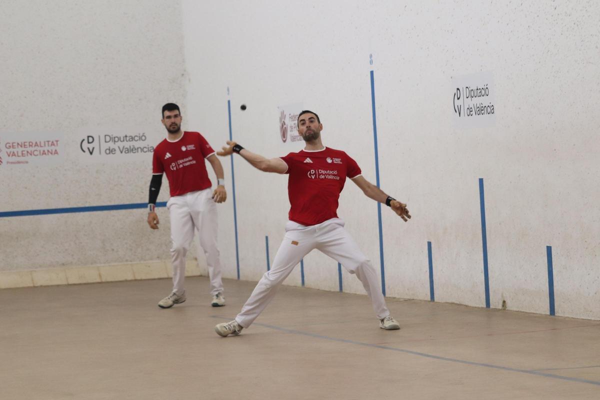 Héctor de Massamagrell i Pablo de Borriol, amb el Xato d'Almenara, campions de la Lliga 2026.