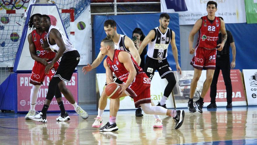 Baloncesto | El Maderas Sorlí Benicarló vuelve a sonreir derrotando al líder Odilo Cartagena (77-71)