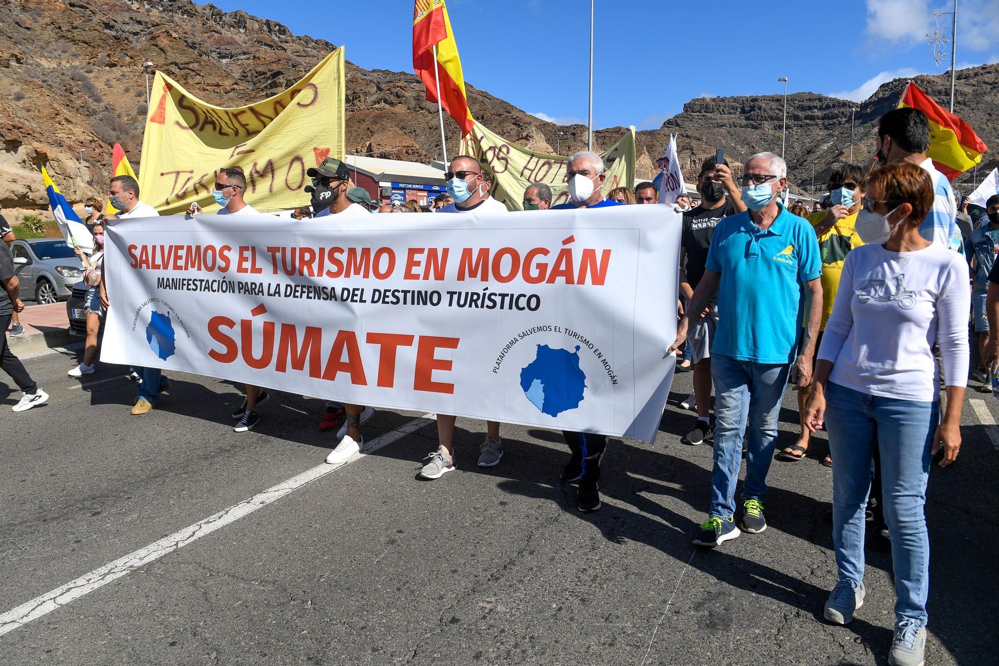 Marcha pro-turismo en Mogán