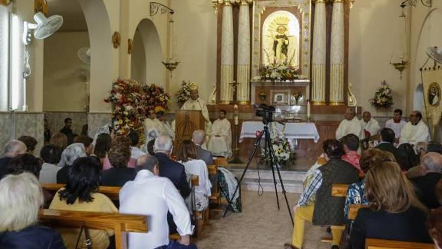 Perleta y Maitino homenajean a su patrón