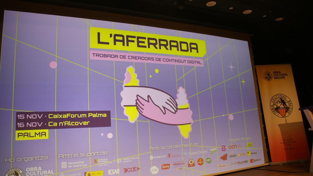 El cartell de la tercera edició de L'Aferrada, la trobada de creadors de contingut en català a Palma
