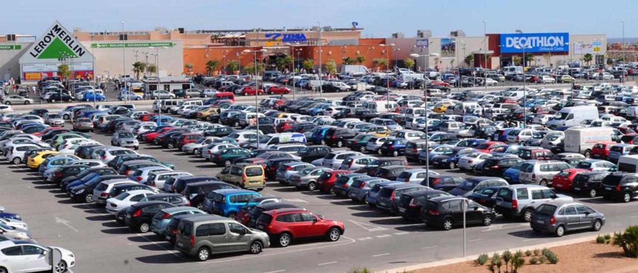 De compras a Murcia tras el cierre comercial en festivos en Orihuela y Torrevieja