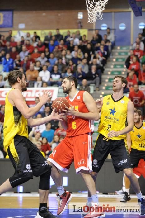 Partido entre el UCAM CB Mucia y el Iberostar