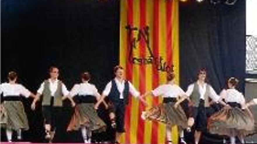 Danses tradicionals a la plaça Major