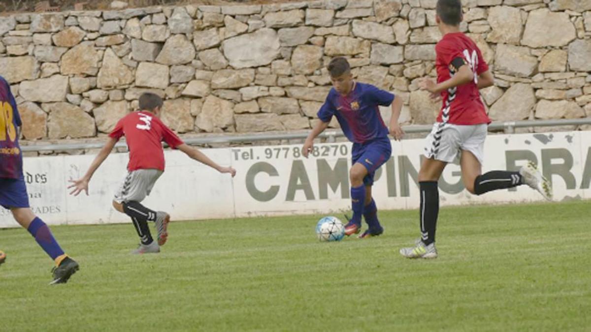 Juan David Fuentes juega en el cadete B del Barça