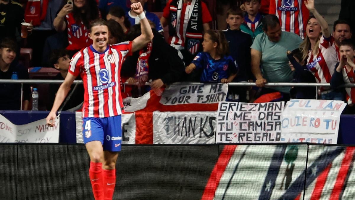 El centrocampista británico del Atlético de Madrid Conor Gallagher celebra su gol contra el Rayo Vallecano