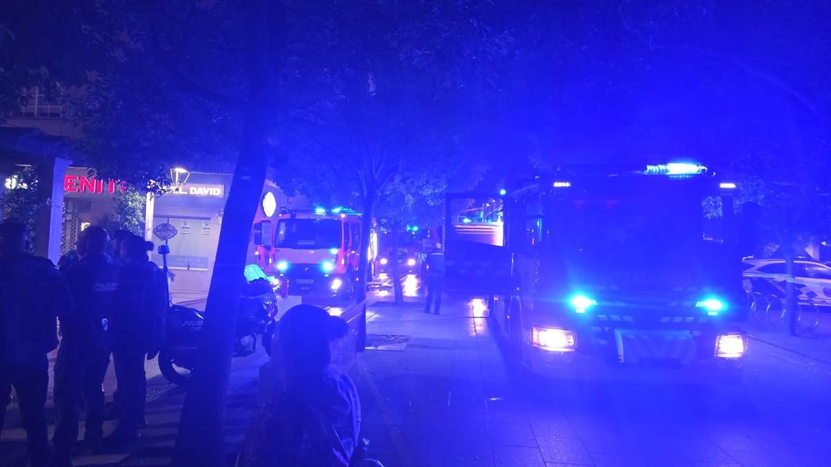 Alarma en Vilagarcía por un incendio en una pizzería Alarma en Vilagarcía por un incendio en una pizzería