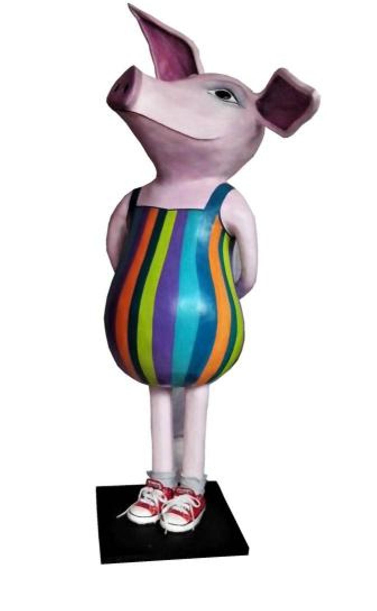 Antía Ferrer Lendoyro, artesana del papel y cartón piedra