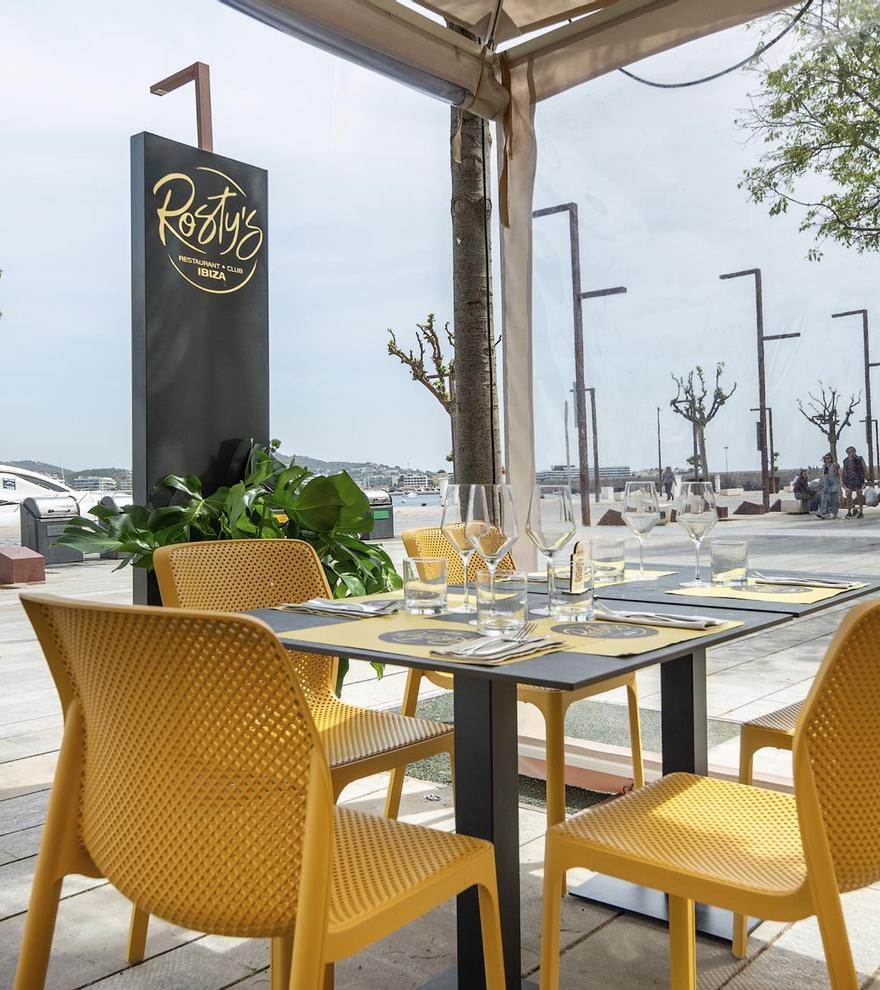 Rosty&#039;s Ibiza: Un restaurante italiano que llega para sorprender en el puerto de Ibiza