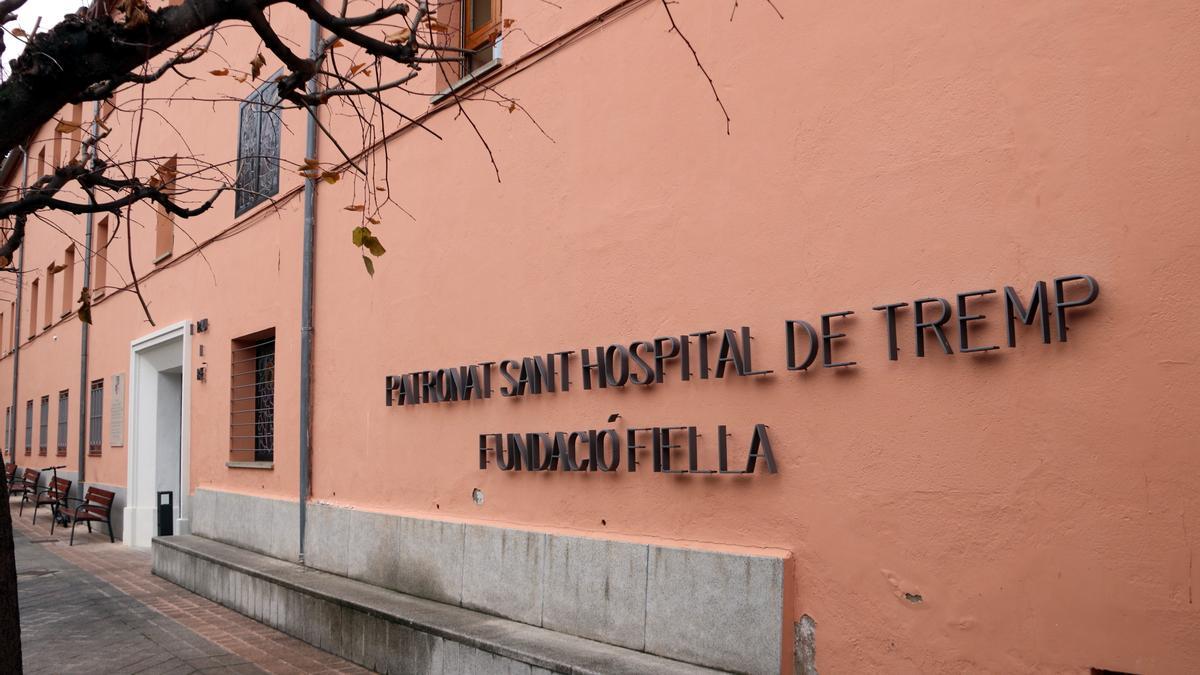 Fachada de la residencia Sant Hospital de Tremp.