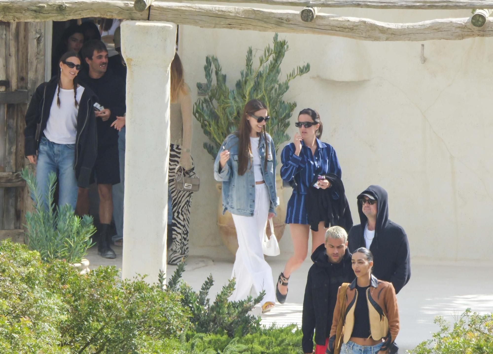 Leonardo Dicaprio vuelve a Ibiza con Vitoria Ceretti/ Sergio Garrido