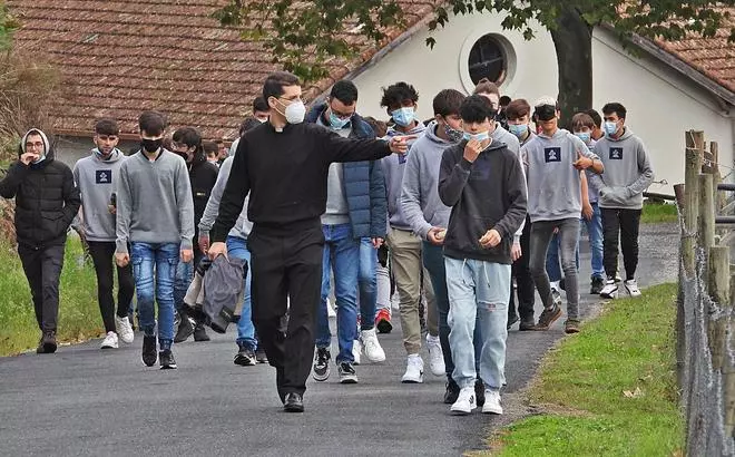 Ourense tiene 21 aspirantes a cura en proceso formativo y 98 alumnos en el Seminario Menor