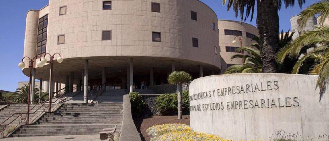 Arranca en la ULL el Congreso de Ingeniería del Transporte con más de 250 expertos de 8 países