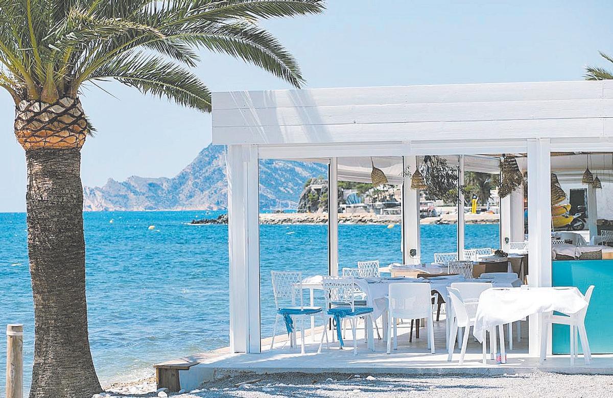 La privilegiada ubicación junto al mar de El Cranc Chiringuito, en Altea.