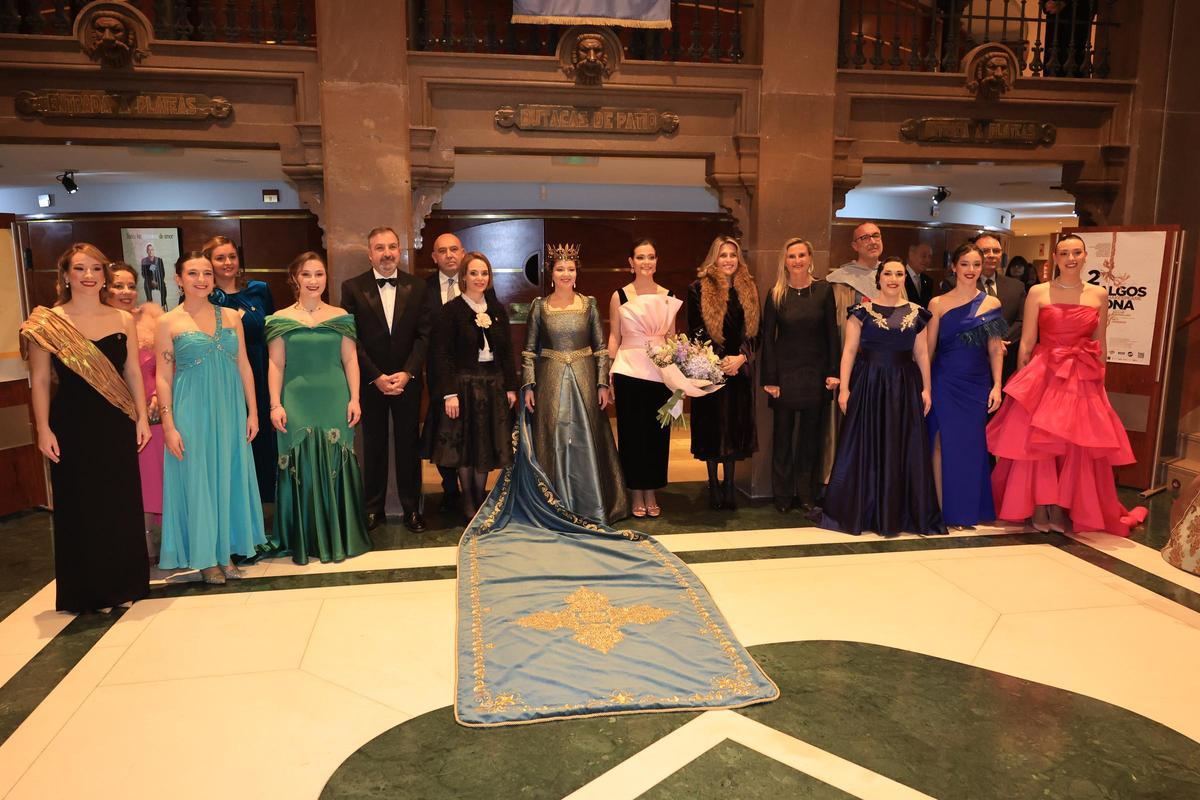 Na Violant d'Hongria: sueño medieval para Victoria Arcos en el 75º aniversario de la Germandat