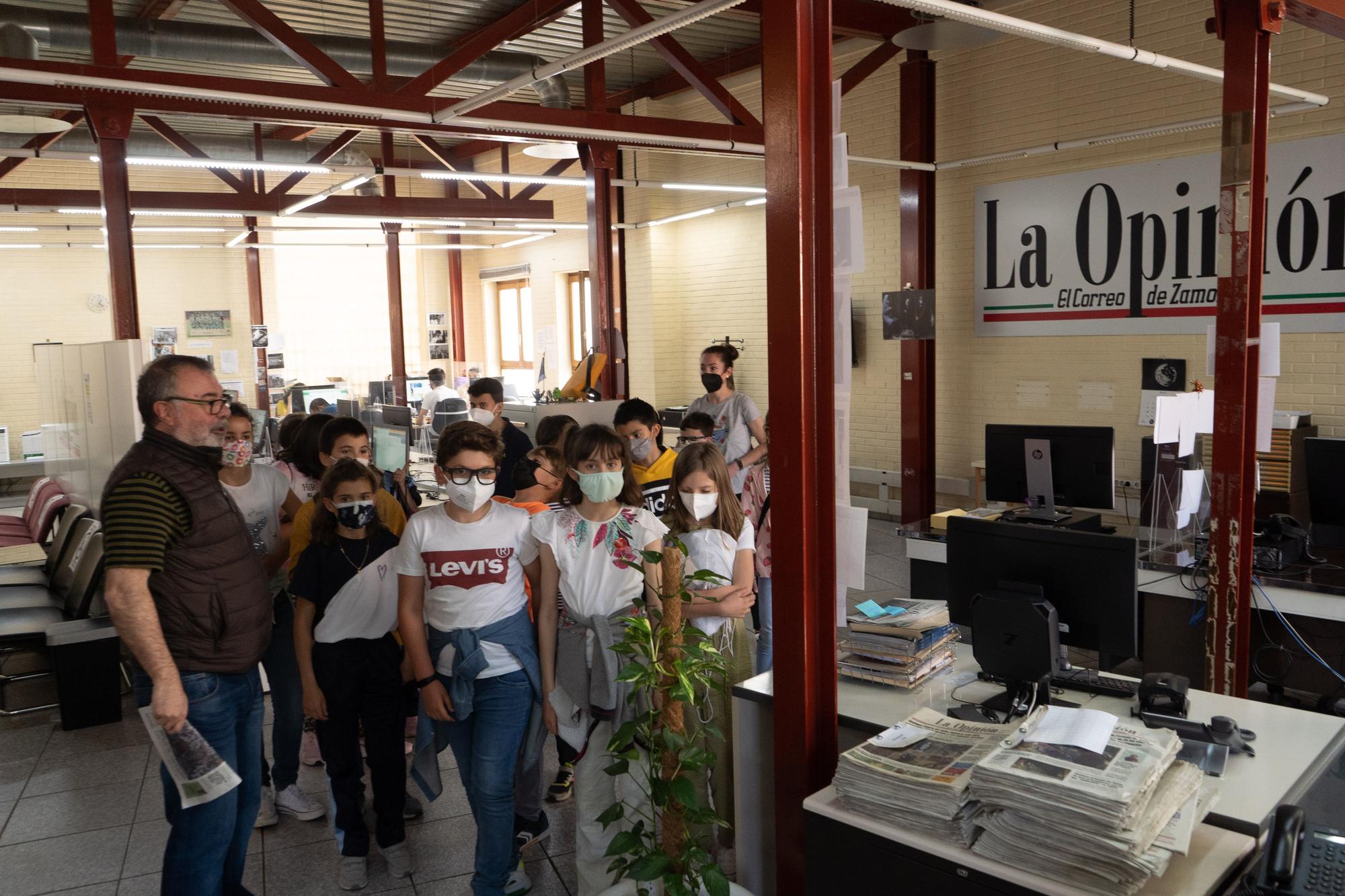 Visita de alumnos de 4º de Primaria del colegio Sagrado Corazón de Jesús a LA OPINIÓN-EL CORREO DE ZAMORA