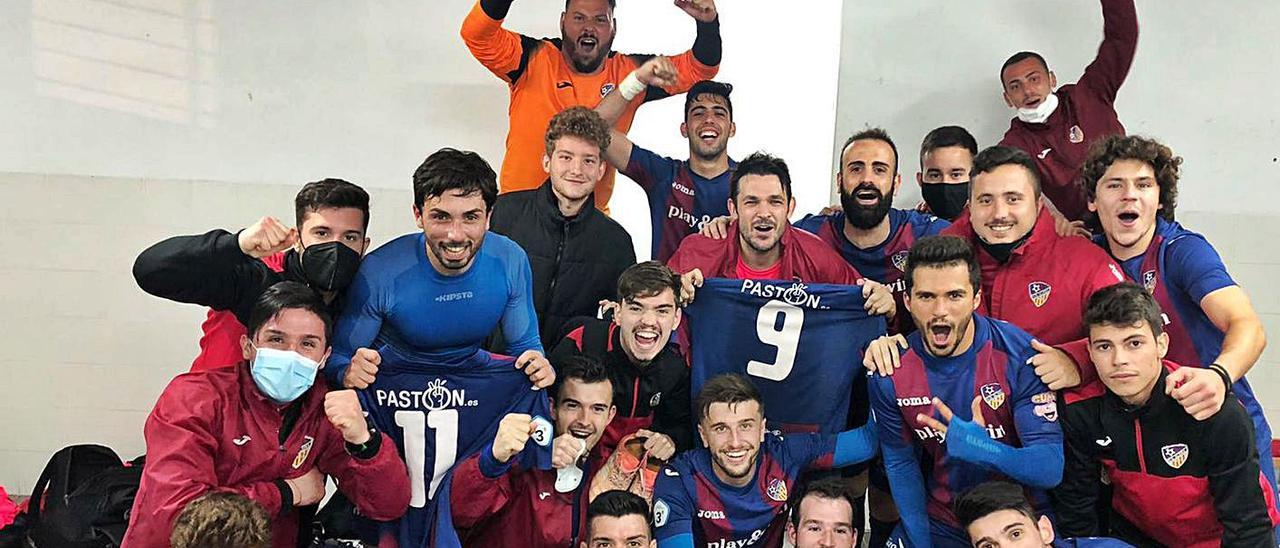 El segundo equipo de la UD Alzira siguen invicto en su grupo. | DAVID CHORDÀ
