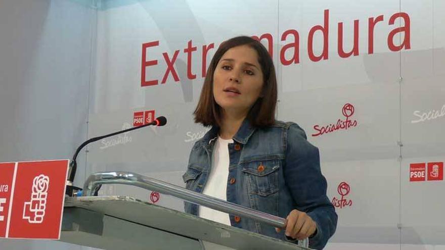 El PSOE pide que cesen las &quot;injerencias políticas&quot; en Caja Rural de Extremadura