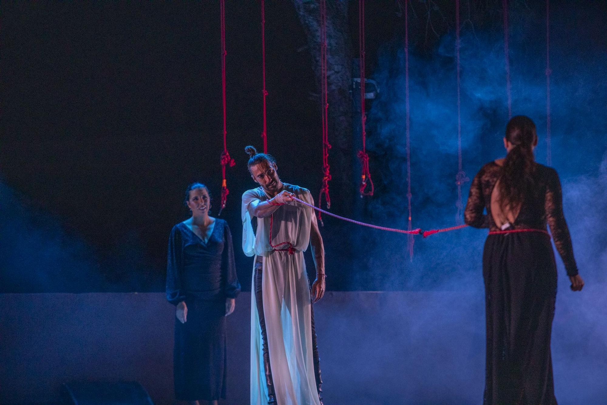 Todas las imágenes de la actuación del bailaor Eduardo Guerrero en Ibiza