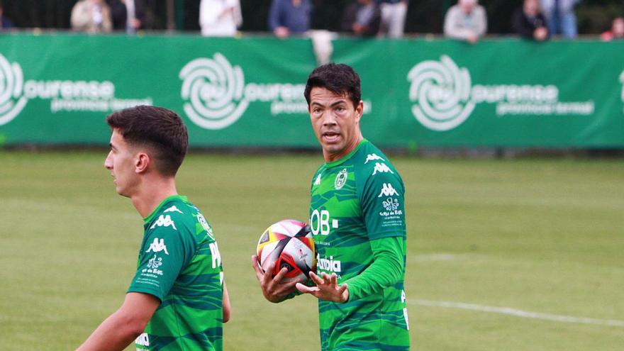 El Arenteiro empata y sale de la zona roja