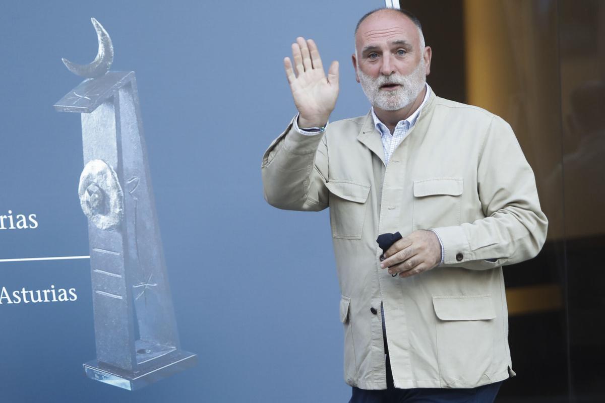 JOSE ANDRES. COCINERO. PREMIOS PRINCESA DE ASTURIAS. LLEGADA DE PREMIADOS AL HOTEL DE LA RECONQUISTA. CONCORDIA