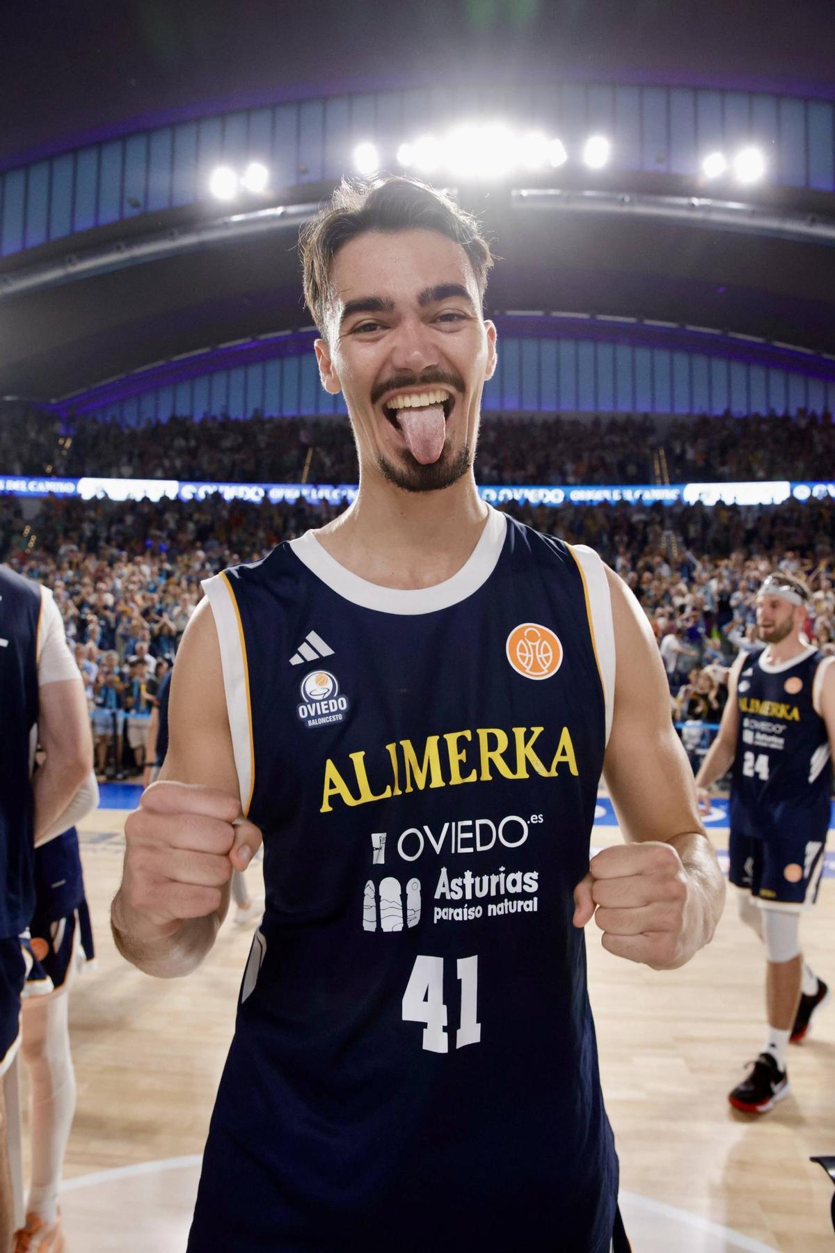 El Alimerka Oviedo Baloncesto se impone al Inveready Gipuzkoa en una noche para la historia y luchará por el ascenso a la ACB