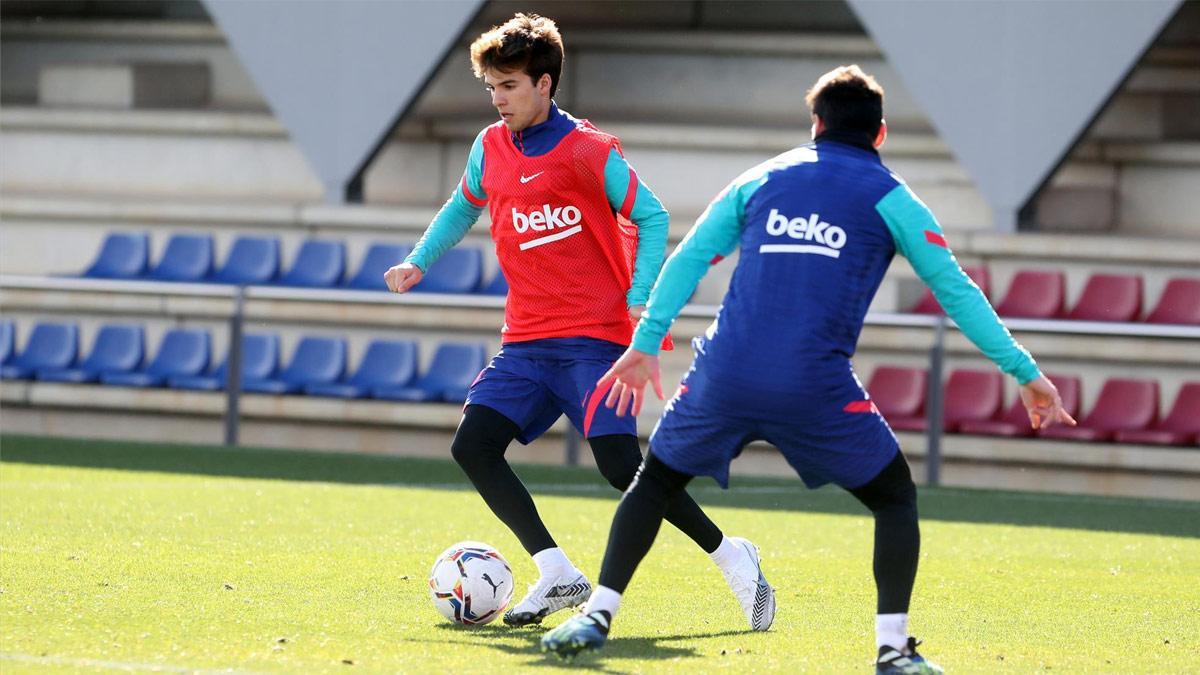 EL Barcelona prepara el partido ante el Elche