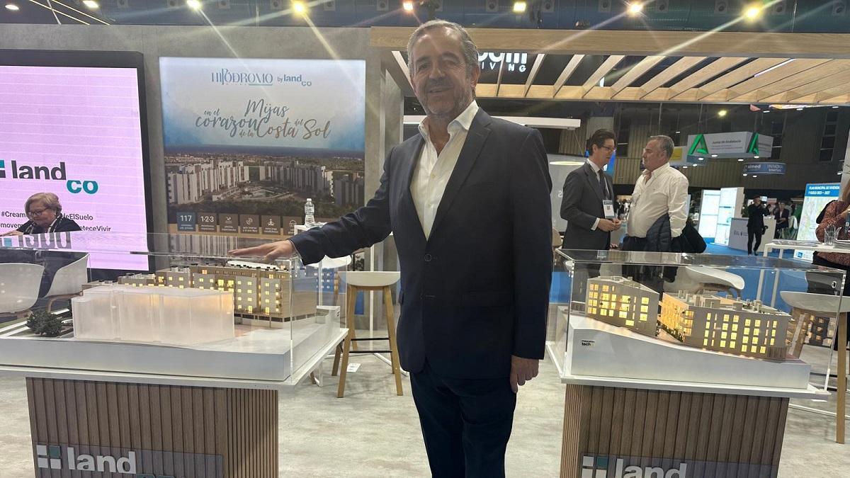 El CEO de Lanco, Alberto Quemada, este jueves en el salón inmobiliario Simed que se celebra en el Palacio de Ferias de Málaga.