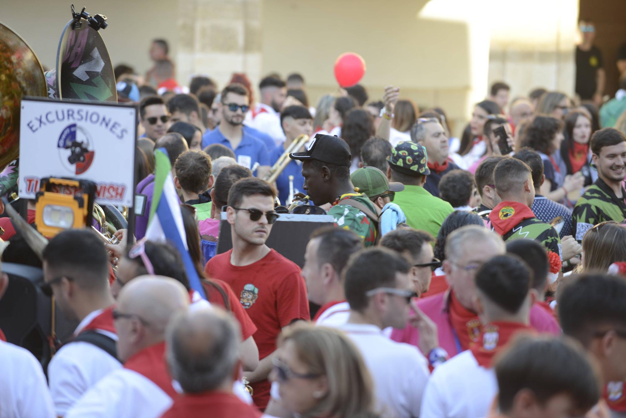 GALERÍA | Búscate en nuestras fotos del chupinazo de las fiestas de Benavente