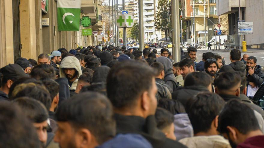 Catalunya és la comunitat que regularitzarà més immigrants
