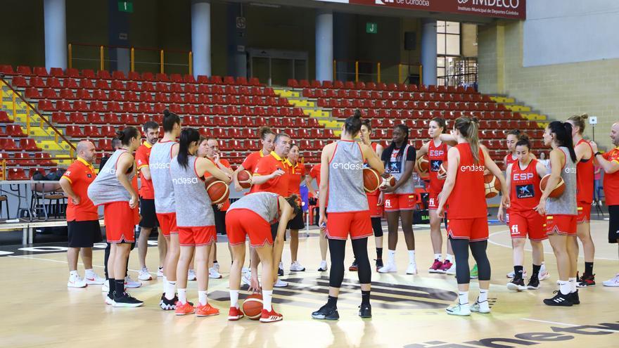 La selección española femenina de baloncesto en Córdoba: España ya trabaja a pleno rendimiento en Vista Alegre