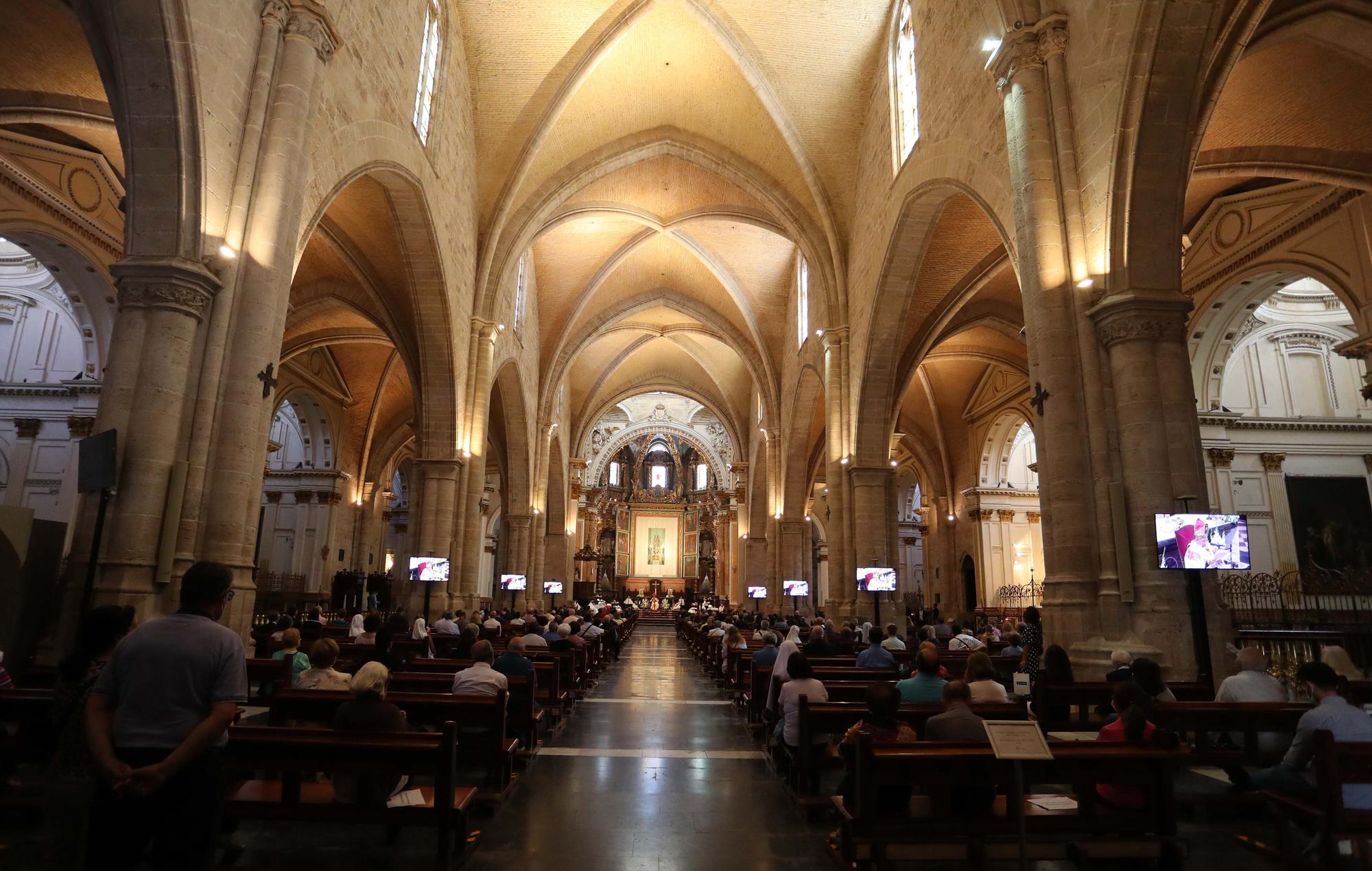 Así ha sido la misa y la procesión del día del Corpus en València