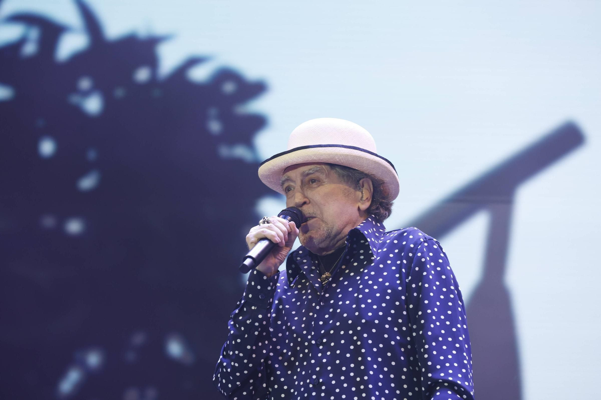 EN IMÁGENES | Gijón rinde homenaje a Sabina: de aquí a la eternidad