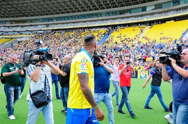 Presentacion  de Kevin Prince Boateng  nuevo ...