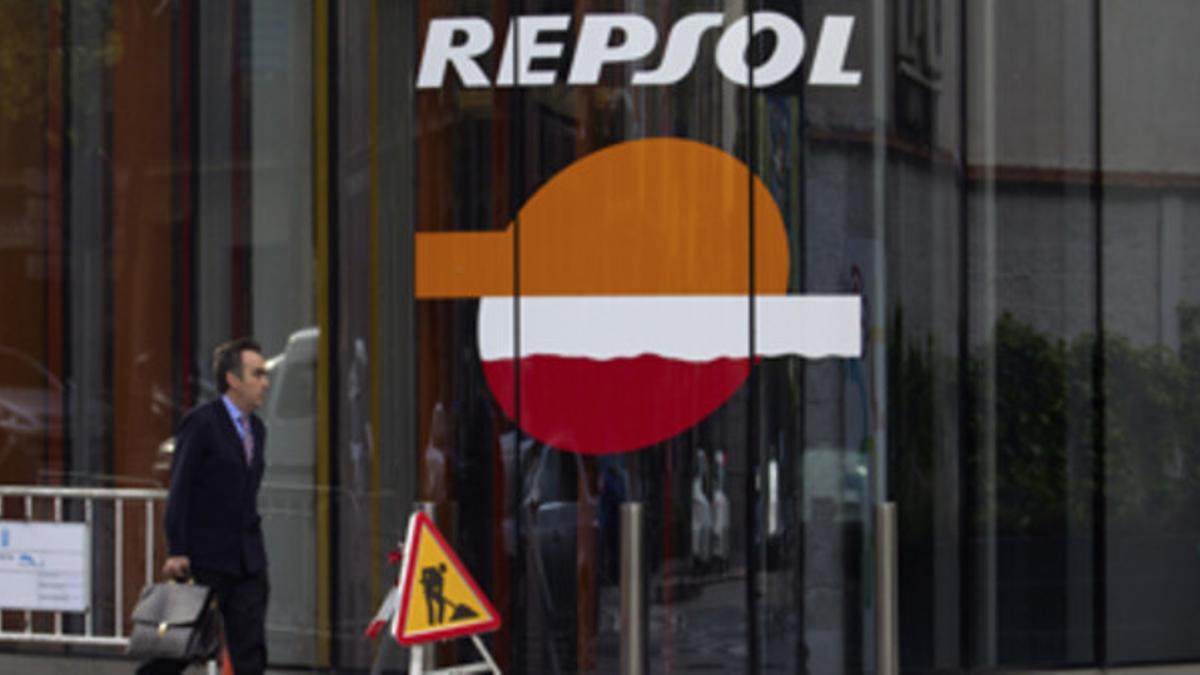 Gasolinera Repsol YPF de Madrid