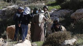 Las fuerzas israelís matan a tres jóvenes palestinos en un día