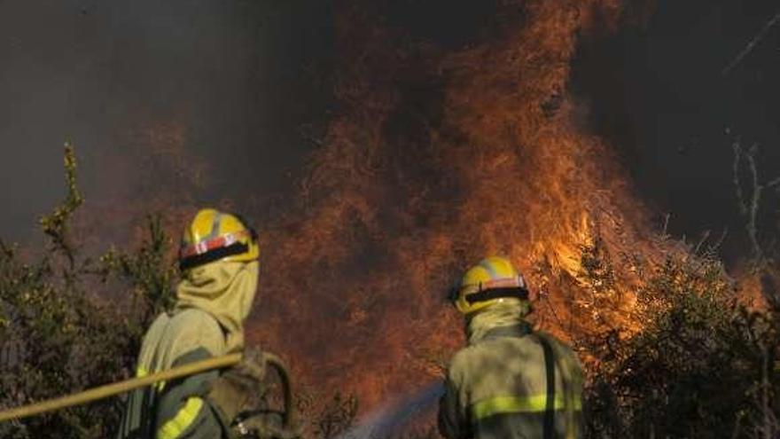 Imagen de archivo de un incendio. // Brais Lorenzo