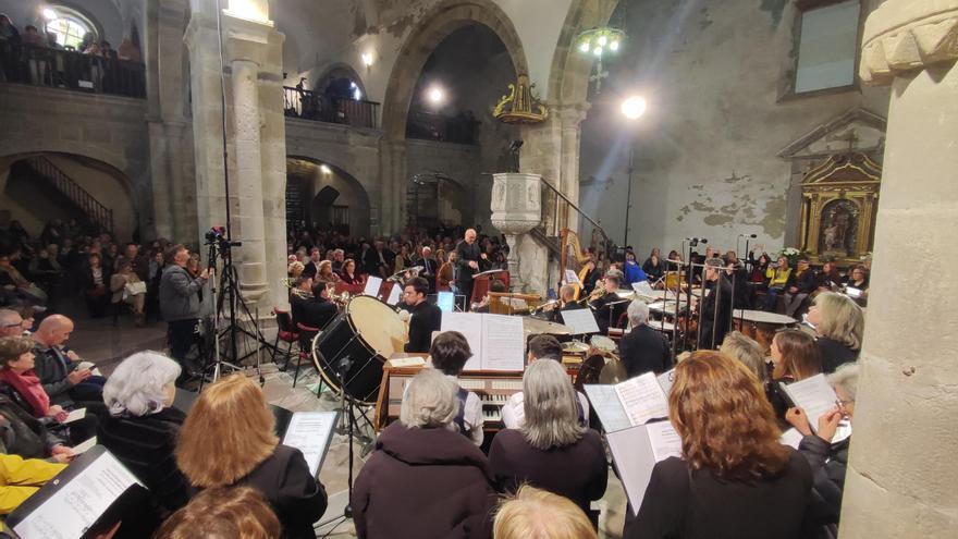 En imágenes: Así fue el espectacular estreno de la cantata del monasterio de Cornellana