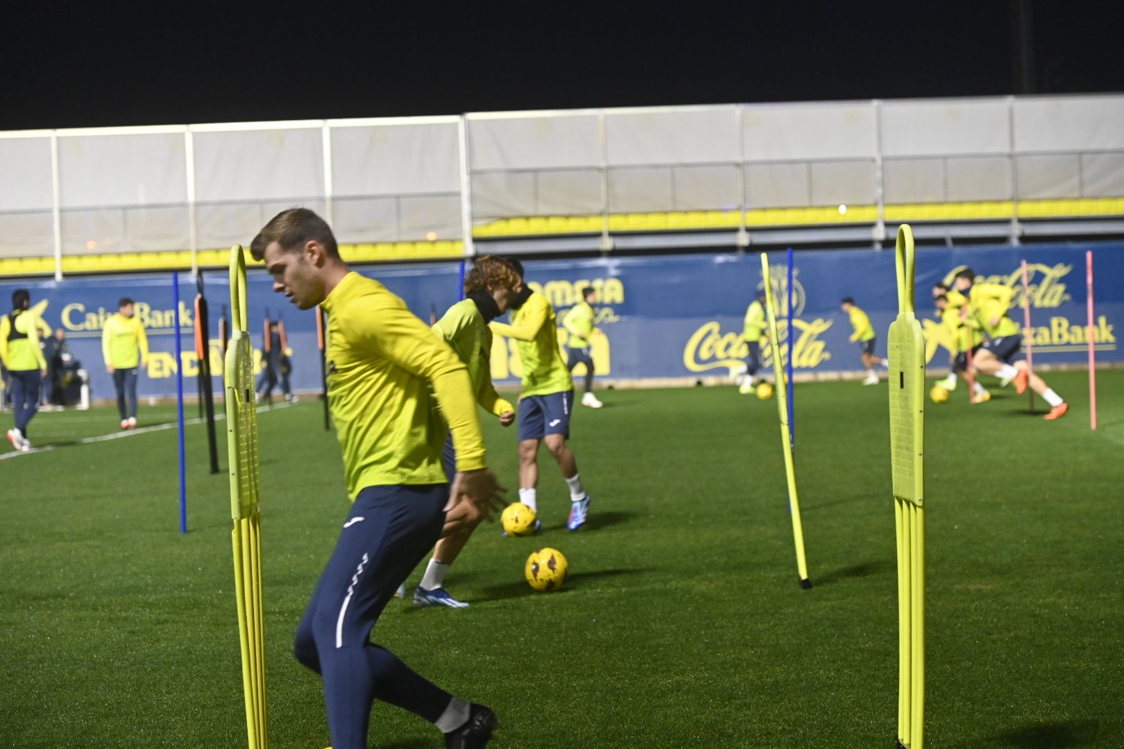 Galería de imágenes | Así ha sido la vuelta al trabajo del Villarreal tras el parón navideño