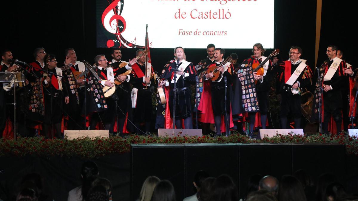 La Tuna de Magisterio volverá a actuar en la Festa de la Rosa.