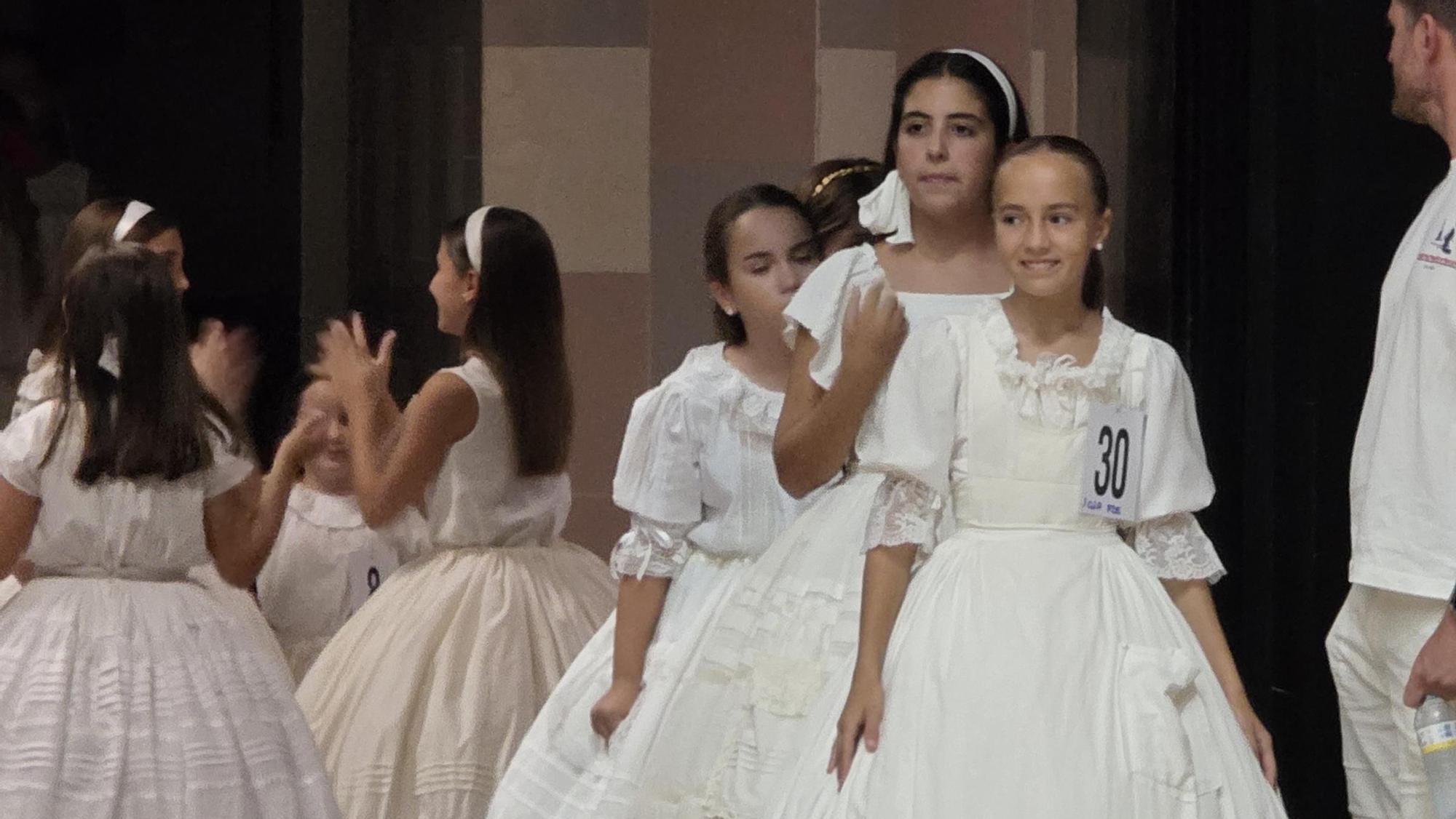 Asi ha sido el ensayo de la elección de candidatas a Falleras Mayores de València 2026