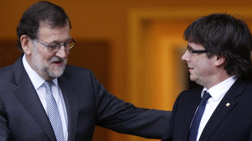 Puigdemont demana a Rajoy celebrar el referèndum i un dèficit de l&#039;1,07 %