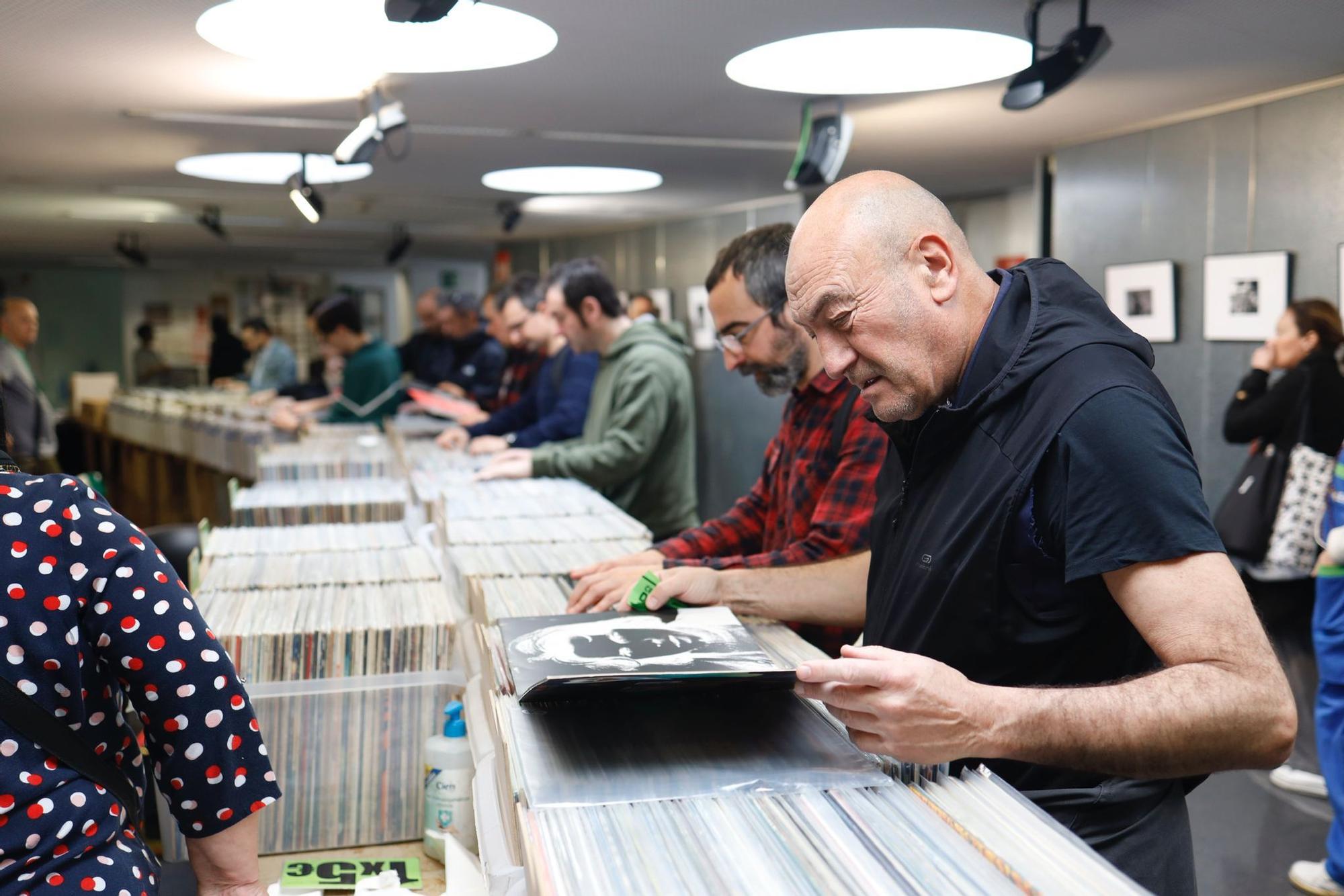 La Feria del Coleccionismo Musical reúne a los amantes del mundo discográfico